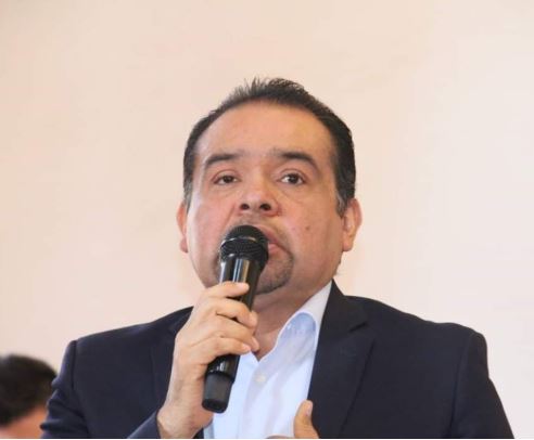 Combatir discriminación por profesión u oficio desde la Constitución propone Tony Martínez