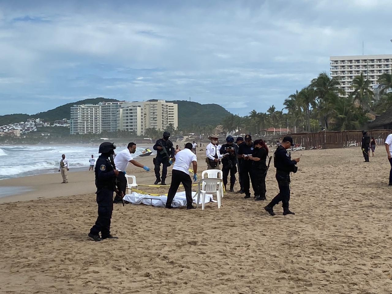 Michoacano muere ahogado en una playa de Zihuatanejo