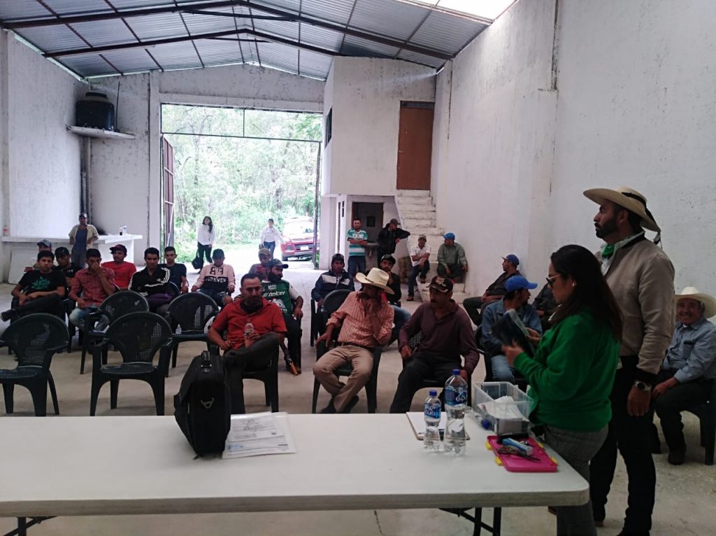 La FUJUMI acerca información sobre su trabajo a las comunidades del sur de Morelia