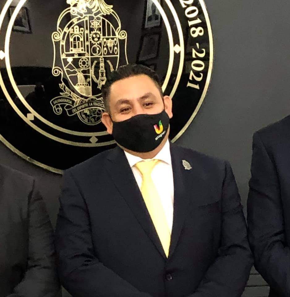 Víctor Manríquez dejaría la Presidencia Municipal para ir a dirigir al PRD estatal