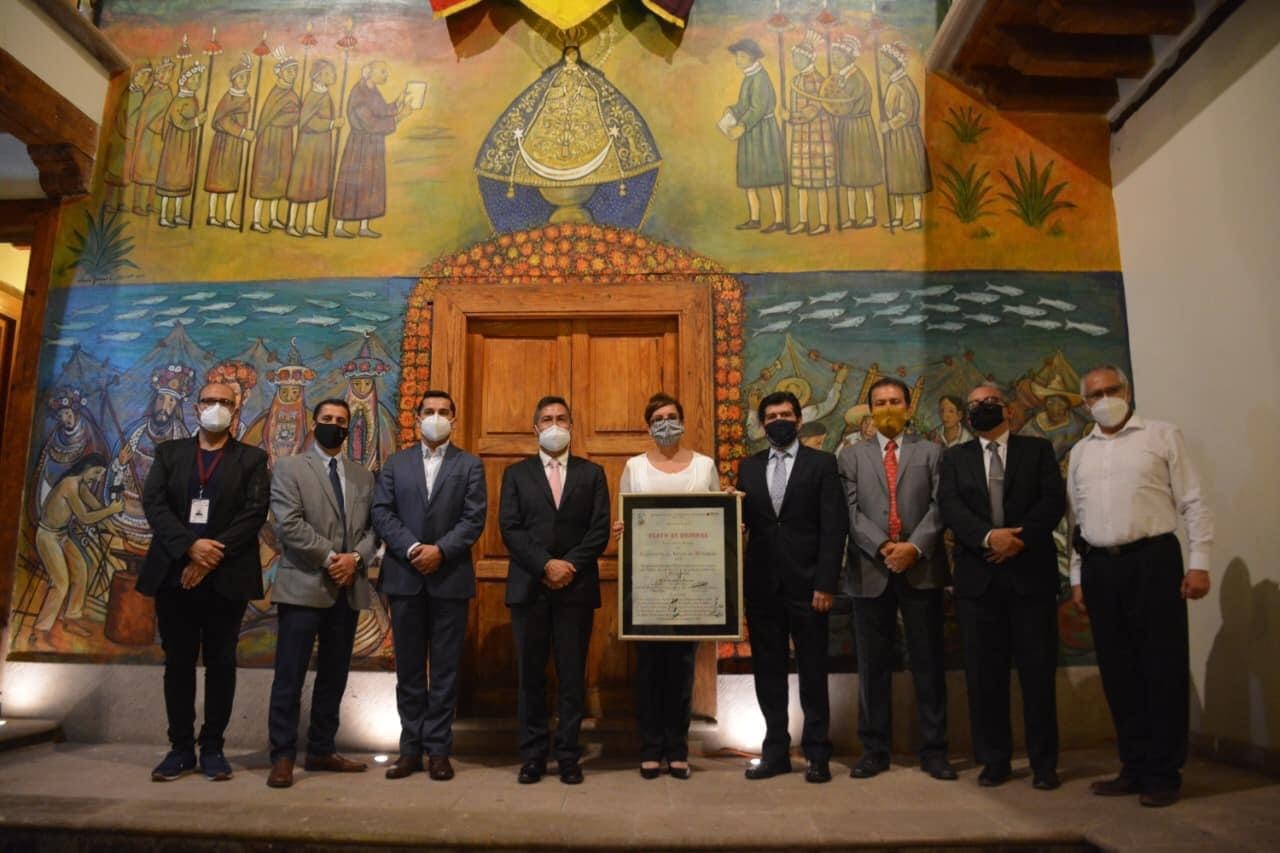 Entregan Presea Vasco de Quiroga a instituciones públicas de salud