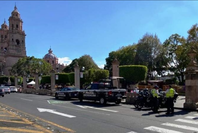 Personal de Tránsito y Movilidad supervisa nuevas disposiciones en el centro de Morelia