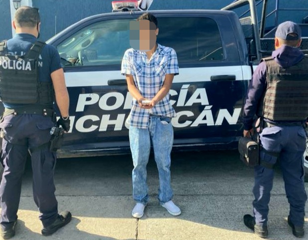 Policías detienen a un lavacoches en posesión de varios gramos de droga sintética