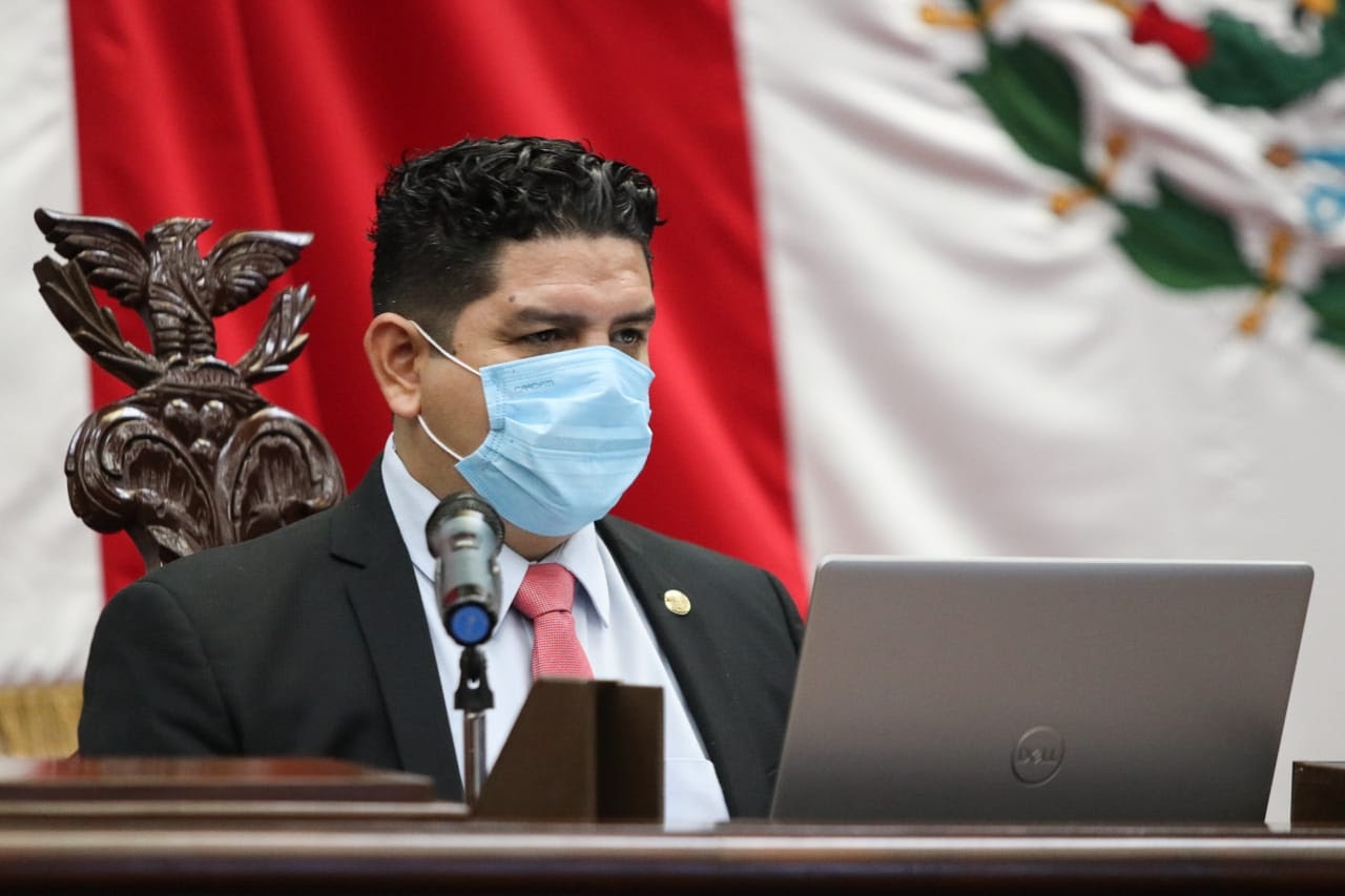 No desaparecerán la Escuela normal de Tirípetio; Antonio de Jesús Madriz