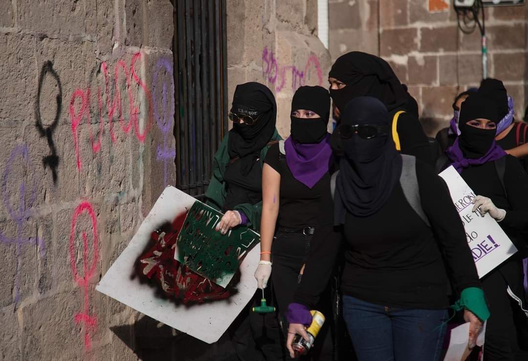 Mas de 5 mil metros cuadrados los daños ocasionados durante la marcha de mujeres en la capital michoacana