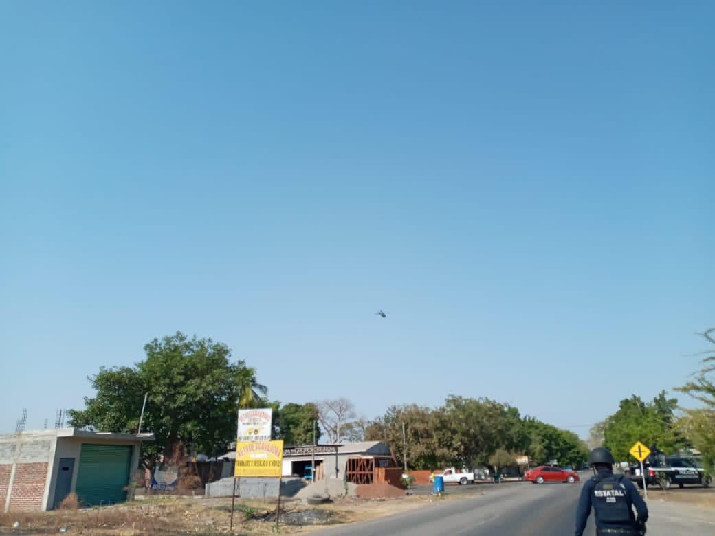 Se reportan bloqueos carreteros en Pinzandaro y Buenavista