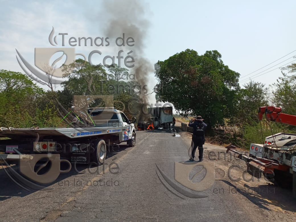 La detención de un presunto objetivo criminal desató bloqueos y quema de vehículos en la Tierra Caliente