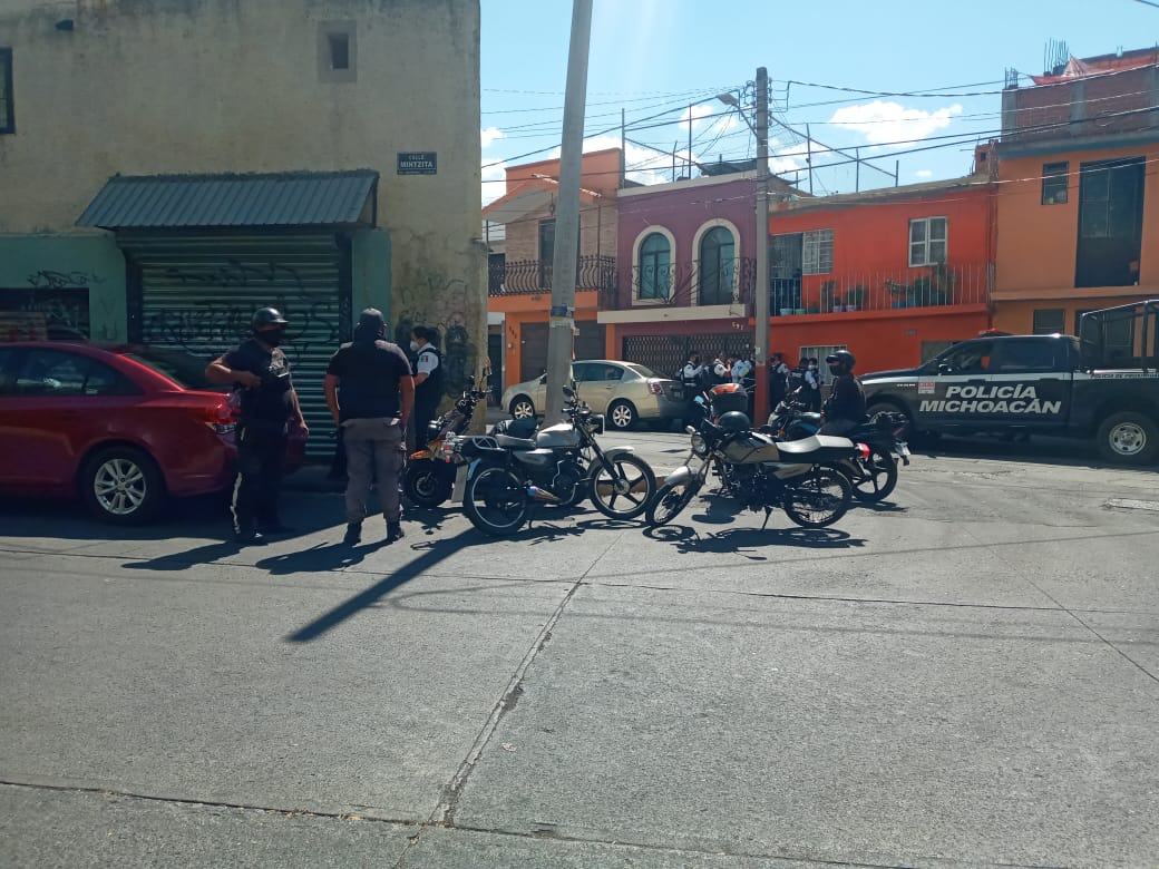 Acribillan a un hombre dentro de su casa