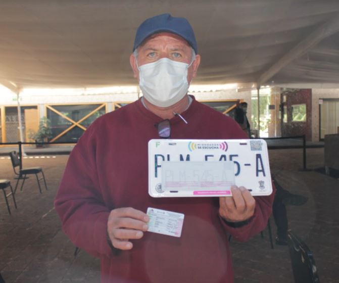 Llegan placas para vehículos a las oficinas de Rentas en todo el estado