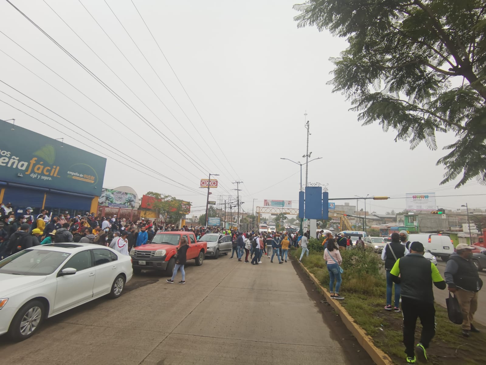 Miércoles de manifestaciones y bloqueos en la capital del estado