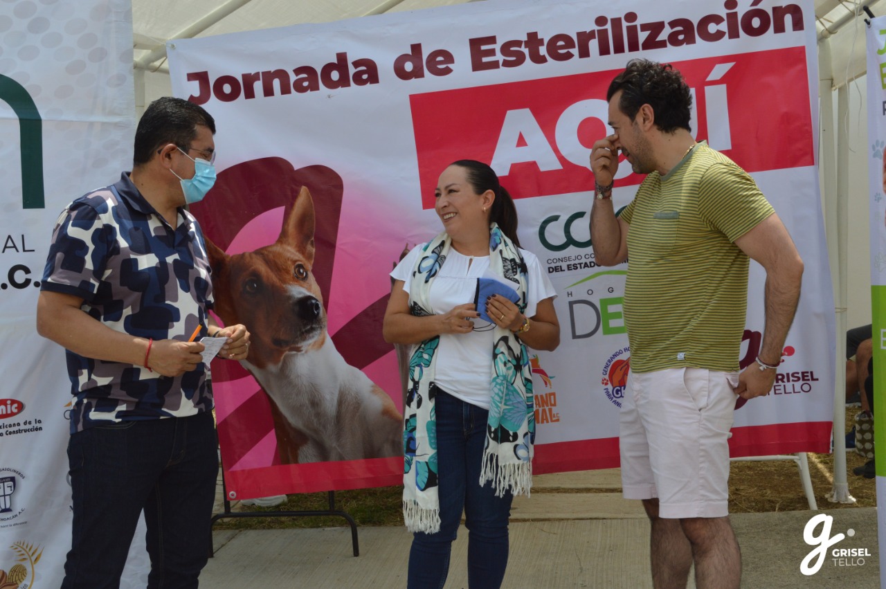 Grisel Tello, esposa de Alfredo Ramírez inicia campañas de esterilización en busca del bienestar