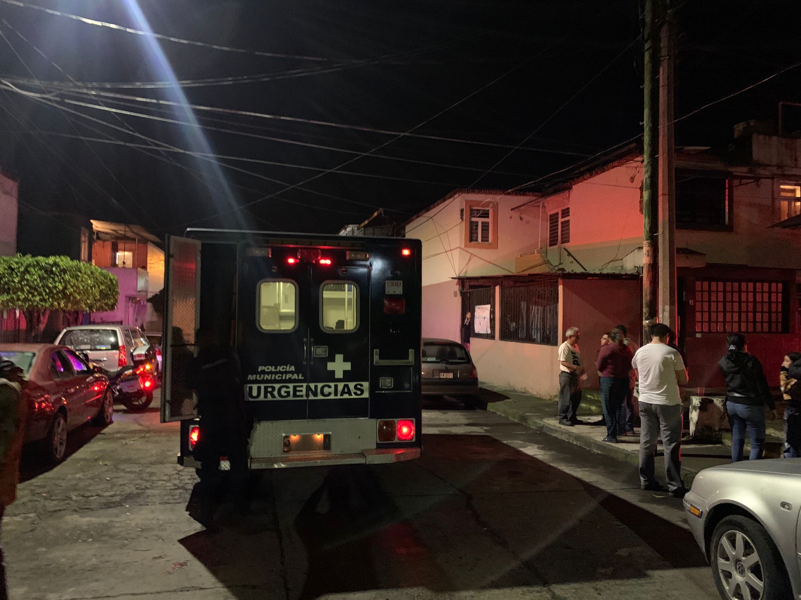 Ataque armado en una taquería deja cuatro heridos graves