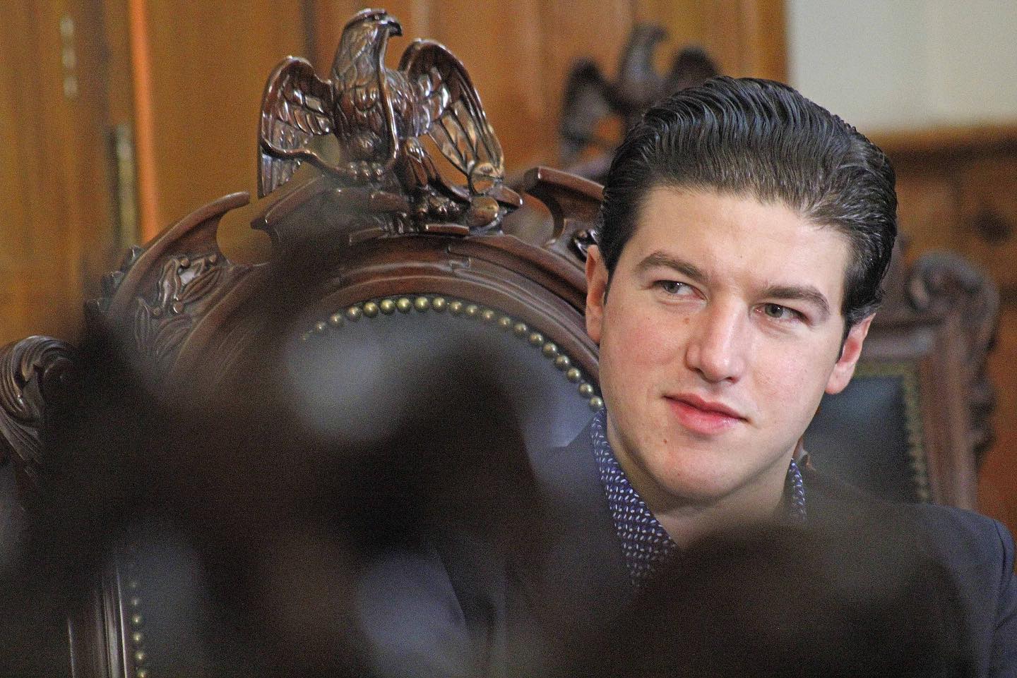 El Fosfo gobernador recibe “Jalón de orejas” y anuncia apertura total de escuelas primarias