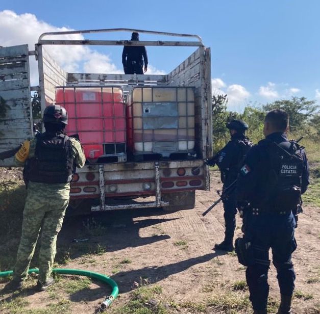 SSP, Sedena y Policía local aseguran más de 5 mil litros de huachicol