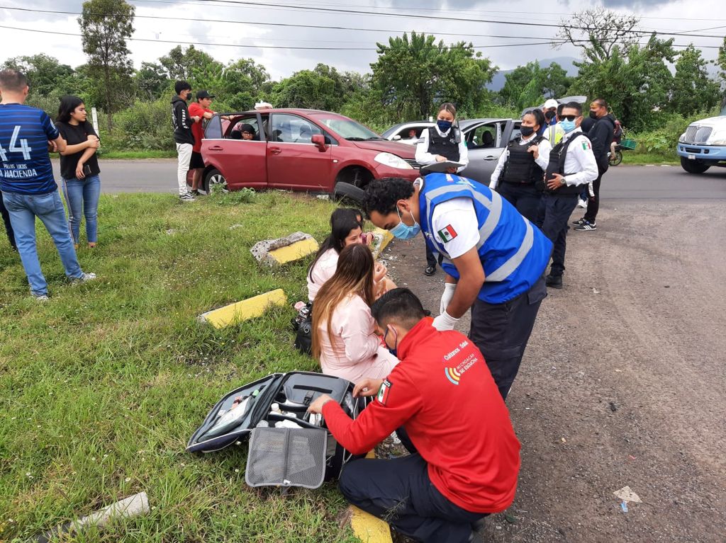Choque deja saldo de cinco lesionados en la salida a Quiroga