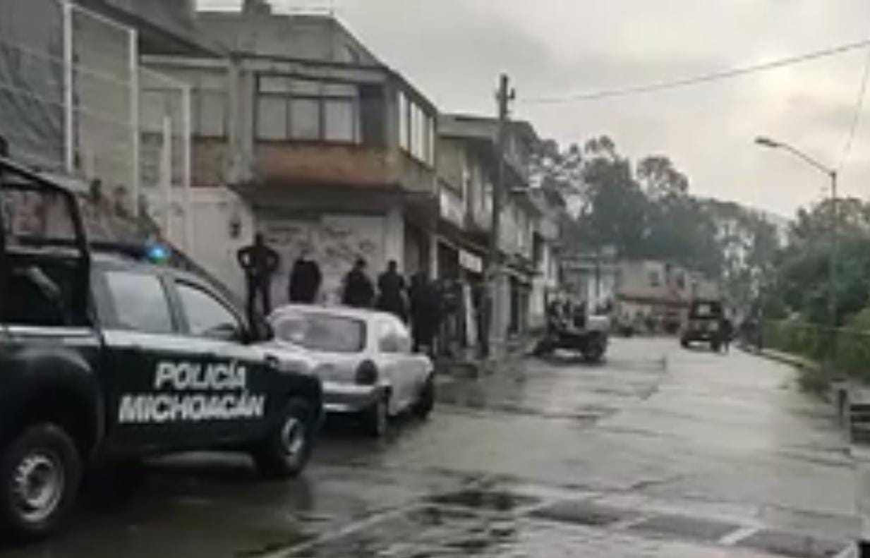 Asesinan a balazos a dos sujetos en una pizzería