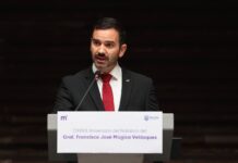 México se convulsiona ante los ataques que padecen sus instituciones: Yankel Benítez